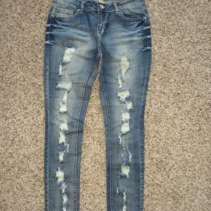 Destroyed look jeans
